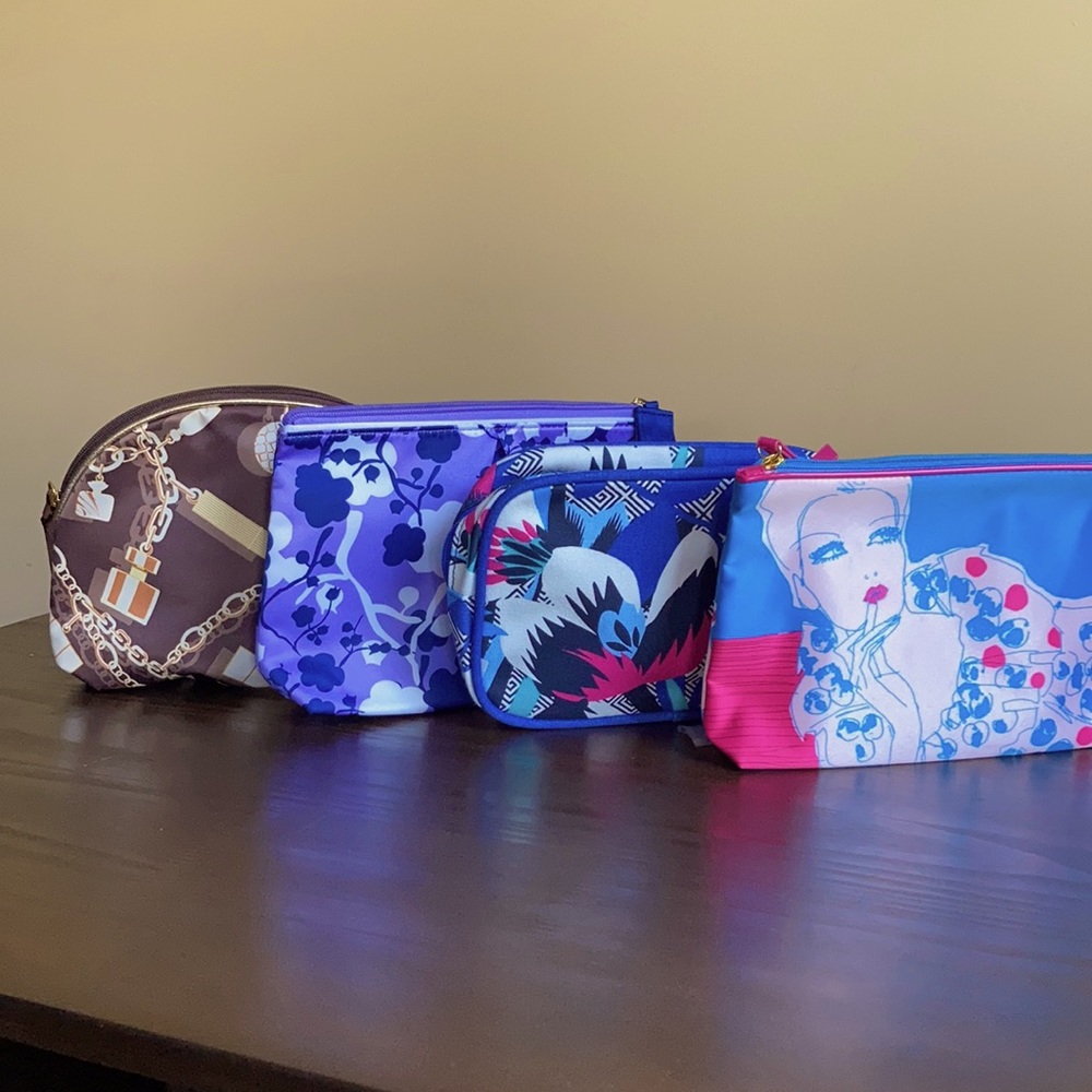 4 Makeup Bags